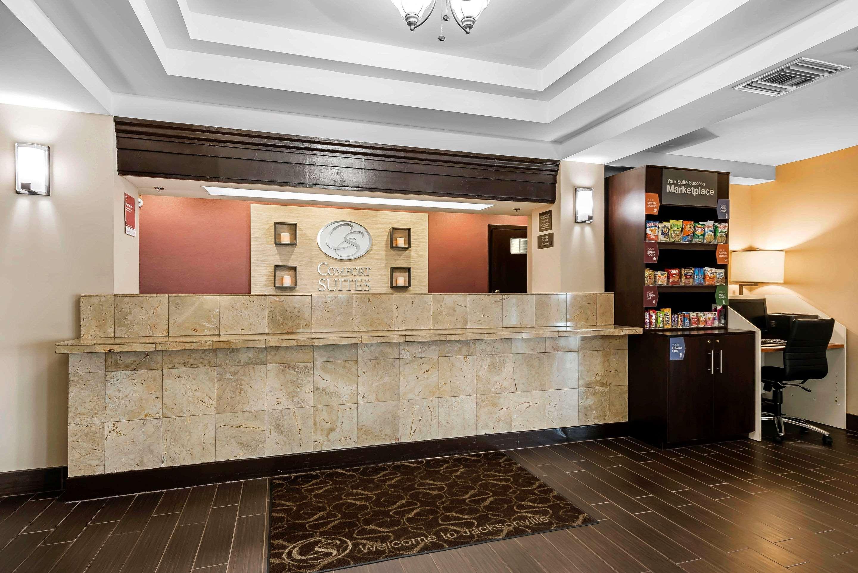 Comfort Suites Baymeadows Near Butler Blvd Jacksonville Exterior photo